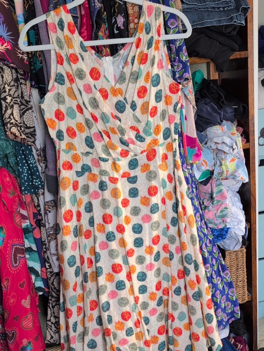 Sleeveless Polka Leaf Print Summer Dress - White with Teal, Orange, Pink